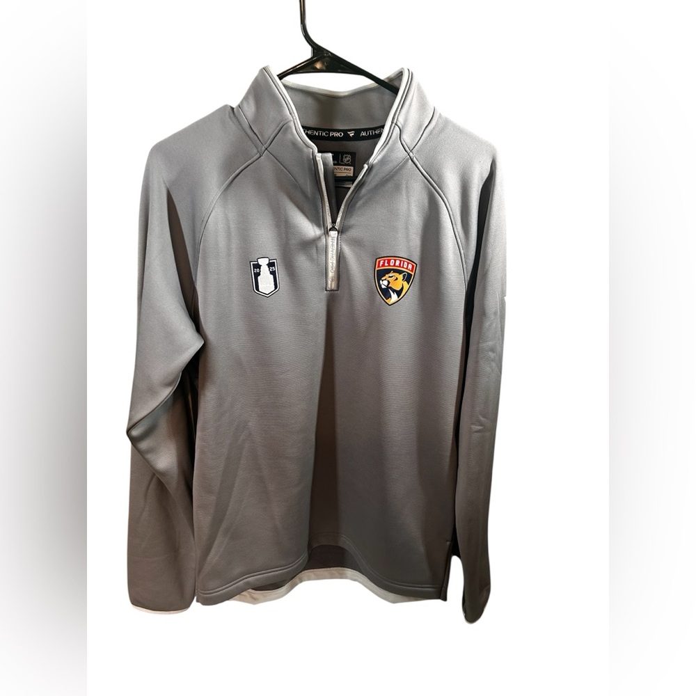 NWT Fanatics NHL Florida Panthers hockey Gray Quarter-Zip Pullover Logo fandom